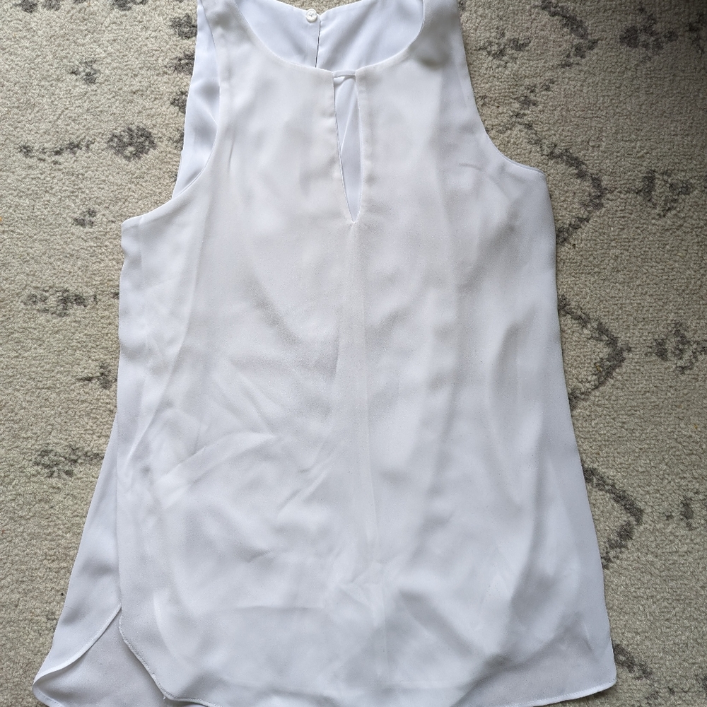 Express Reversible Keyhole Tank - Picture 2 of 5